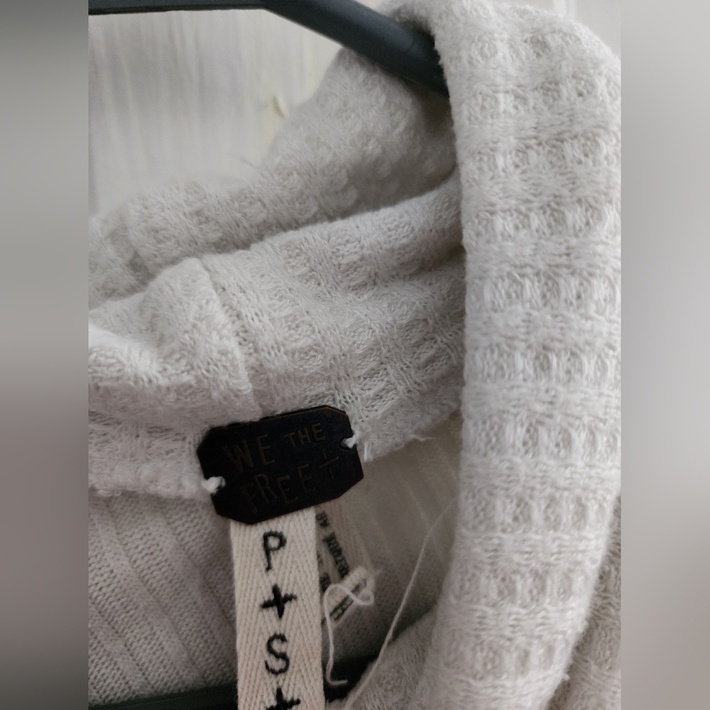 👸 Free People We the People collection thermal cowl neck tunic set of 2 size S - Picture 3 of 16